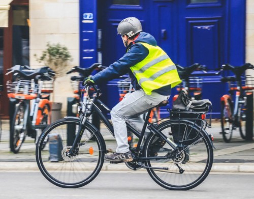 Casque et gilet jaune